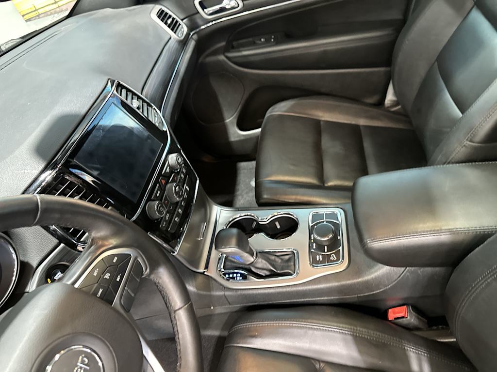 Thumbnail: 2020 Jeep Grand Cherokee - 32