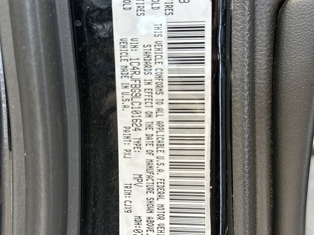 Thumbnail: 2020 Jeep Grand Cherokee - 33