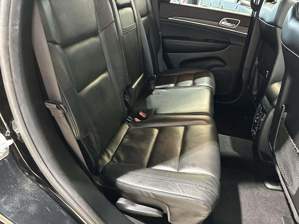 Thumbnail: 2020 Jeep Grand Cherokee - 30