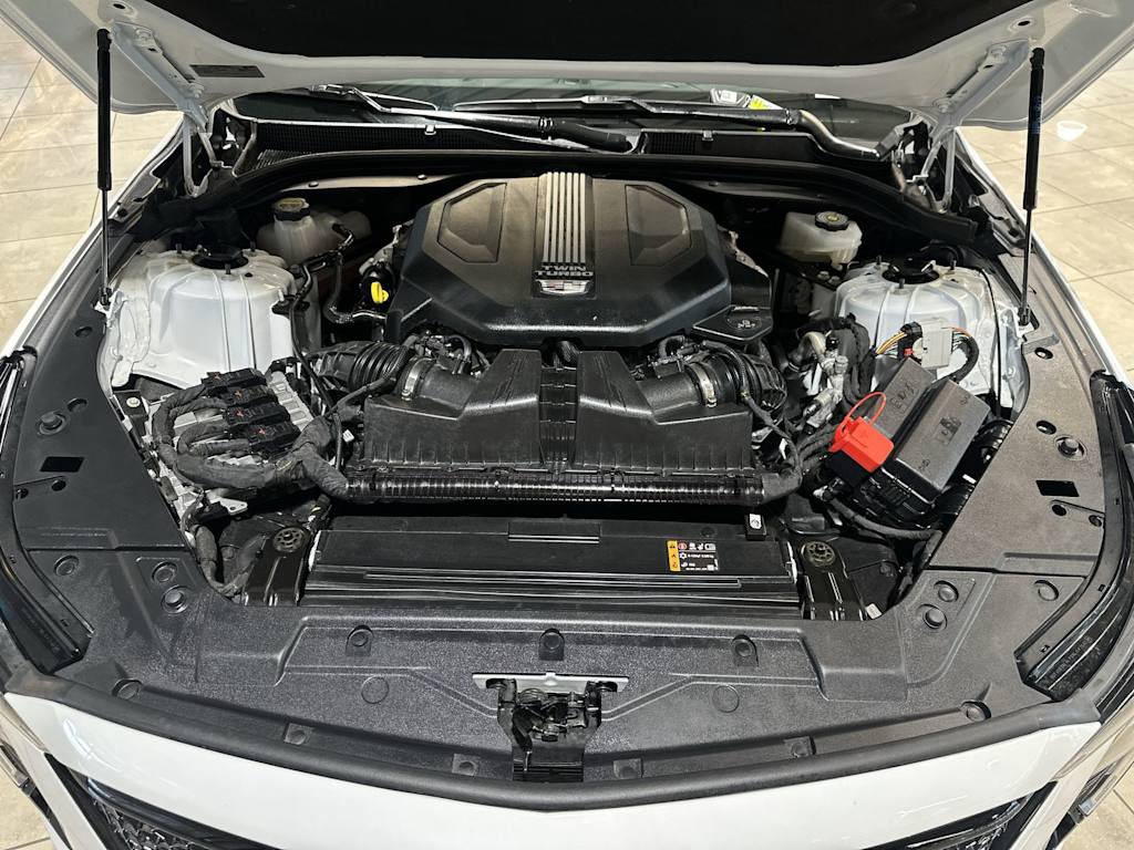 Thumbnail: 2026 Cadillac CT5 - 9