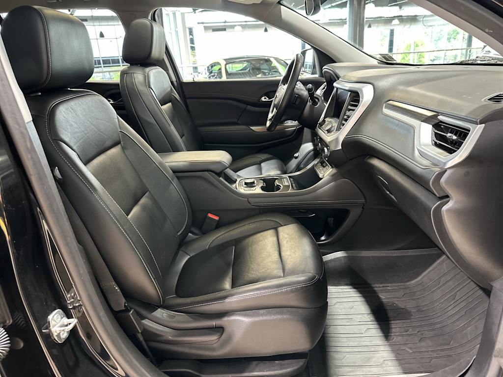 Thumbnail: 2020 GMC Acadia - 31