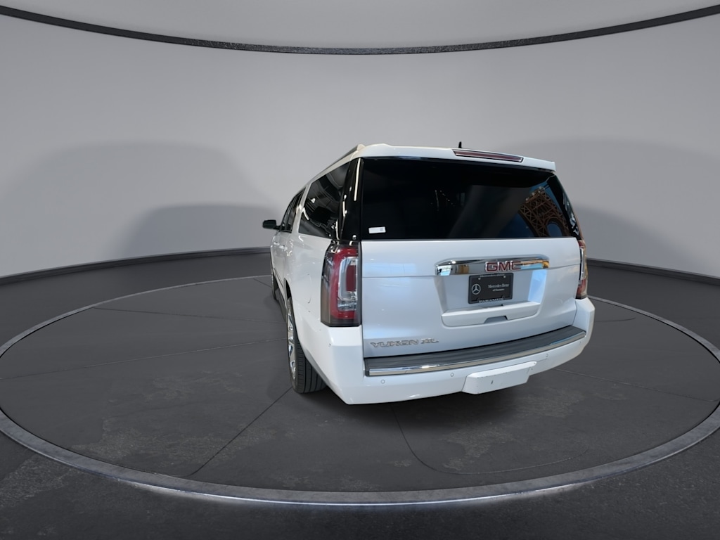 Thumbnail: 2019 GMC Yukon XL - 7