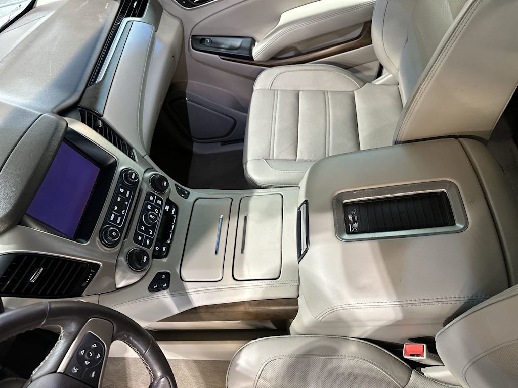 Thumbnail: 2019 GMC Yukon XL - 14