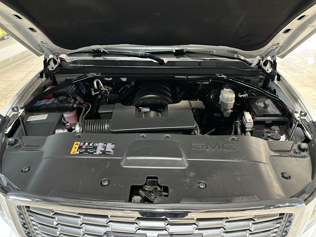 Thumbnail: 2019 GMC Yukon XL - 9