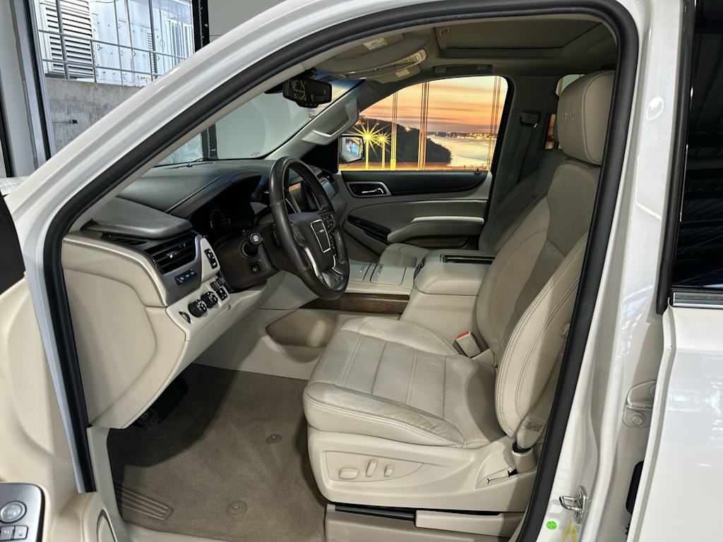 Thumbnail: 2019 GMC Yukon XL - 11