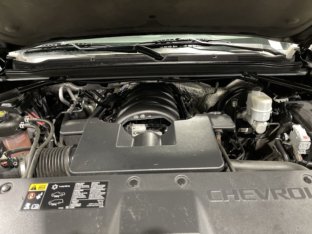 Thumbnail: 2016 Chevrolet Suburban - 9