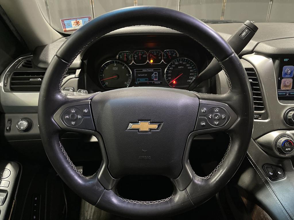 Thumbnail: 2016 Chevrolet Suburban - 10