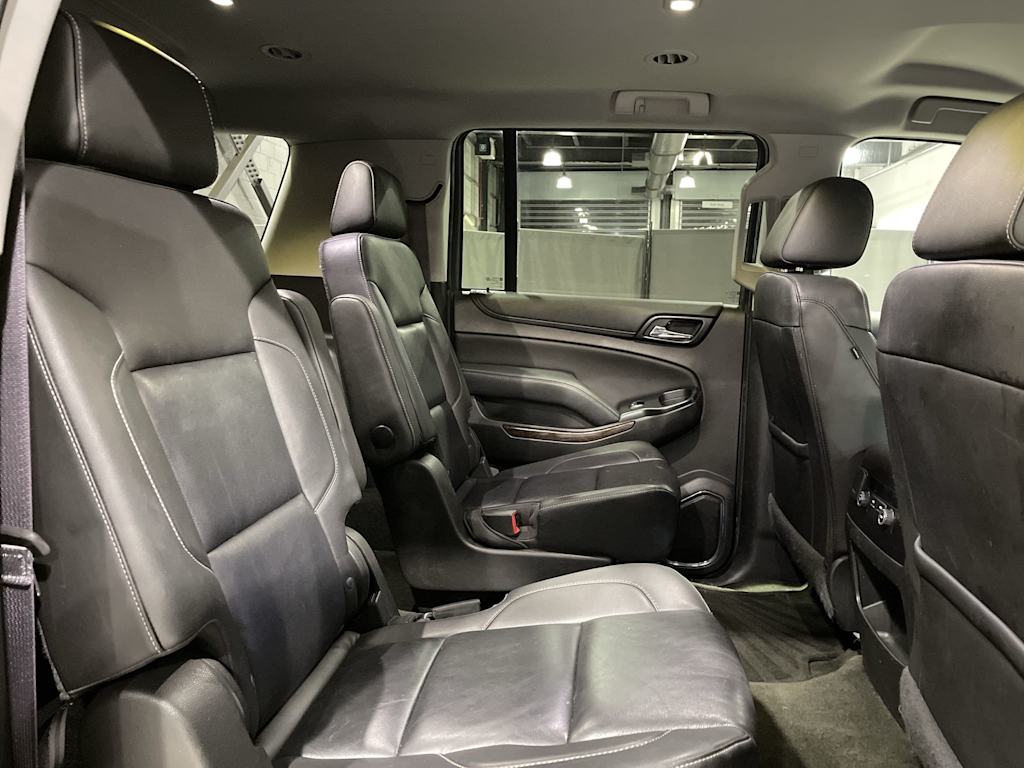Thumbnail: 2016 Chevrolet Suburban - 32