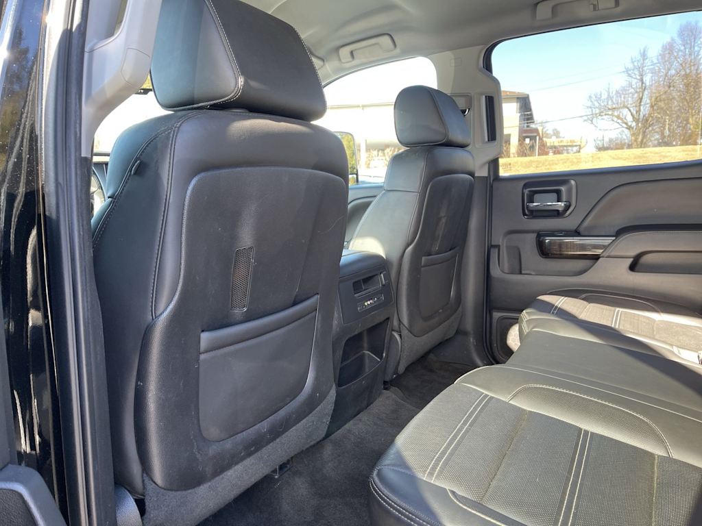 2015 GMC Sierra 2500 Denali 13