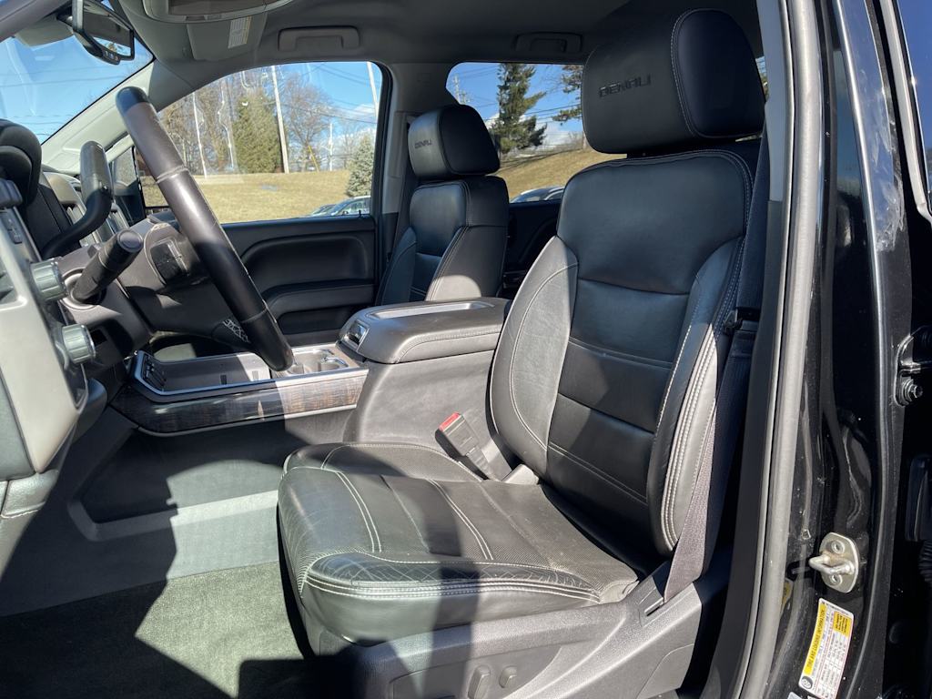 2015 GMC Sierra 2500 Denali 12