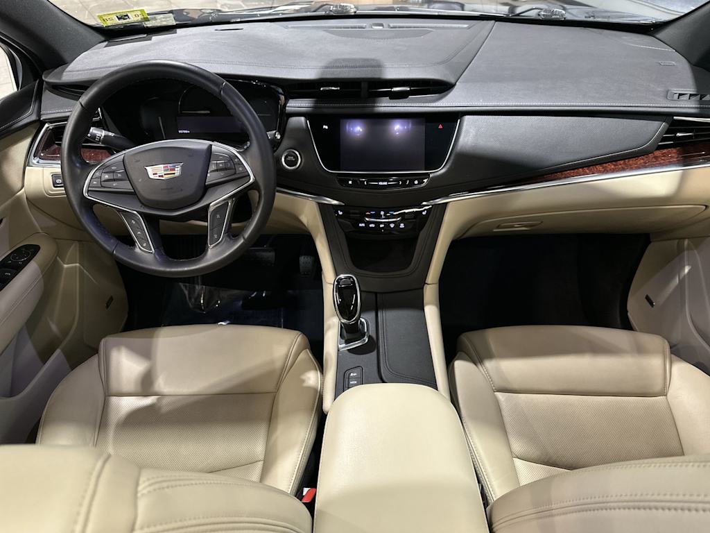Thumbnail: 2019 Cadillac XT5 - 10
