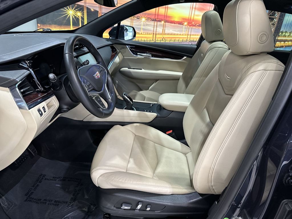 Thumbnail: 2019 Cadillac XT5 - 11