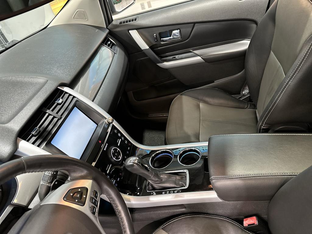 Thumbnail: 2014 Ford Edge - 32