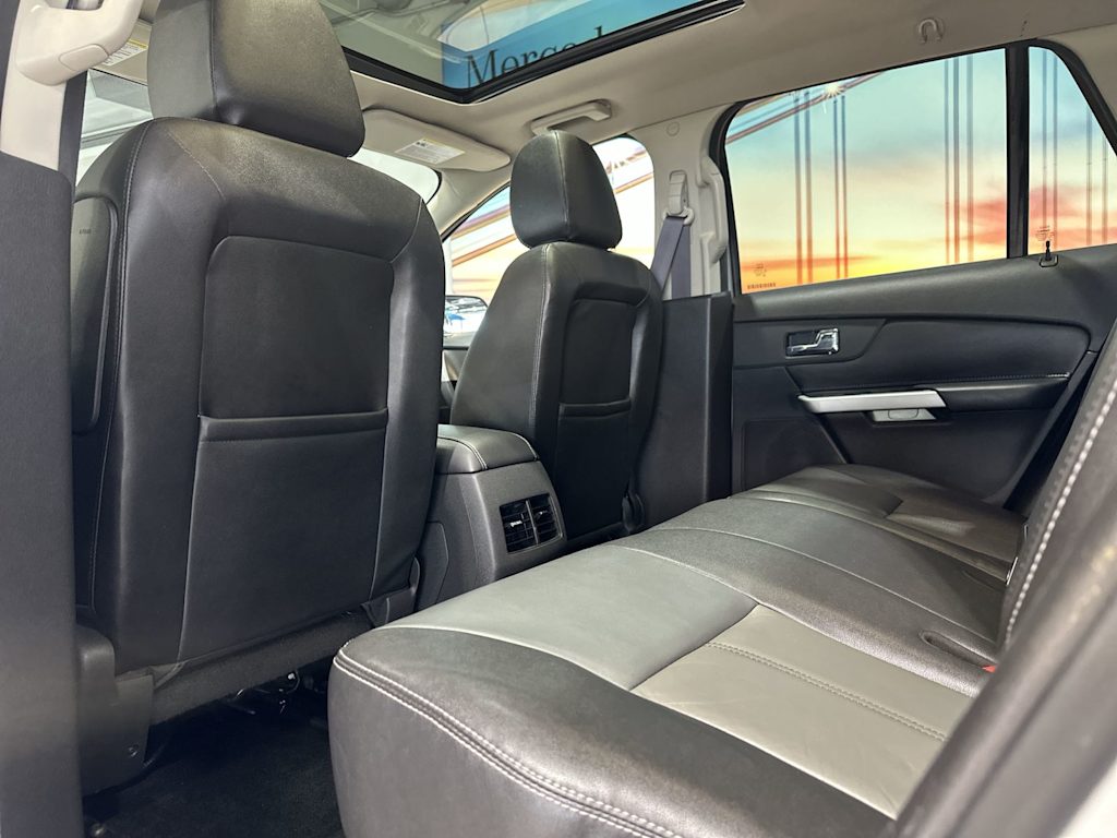 Thumbnail: 2014 Ford Edge - 13