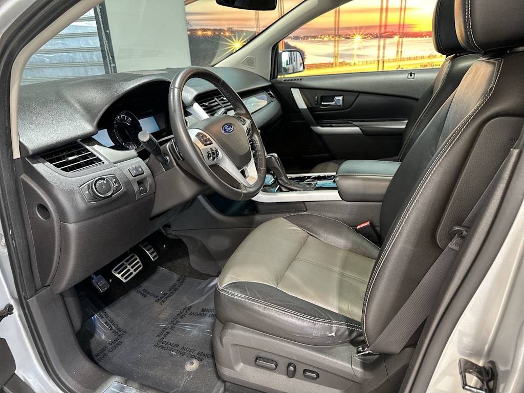 Thumbnail: 2014 Ford Edge - 11