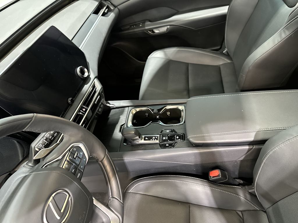 Thumbnail: 2023 Lexus RX - 15