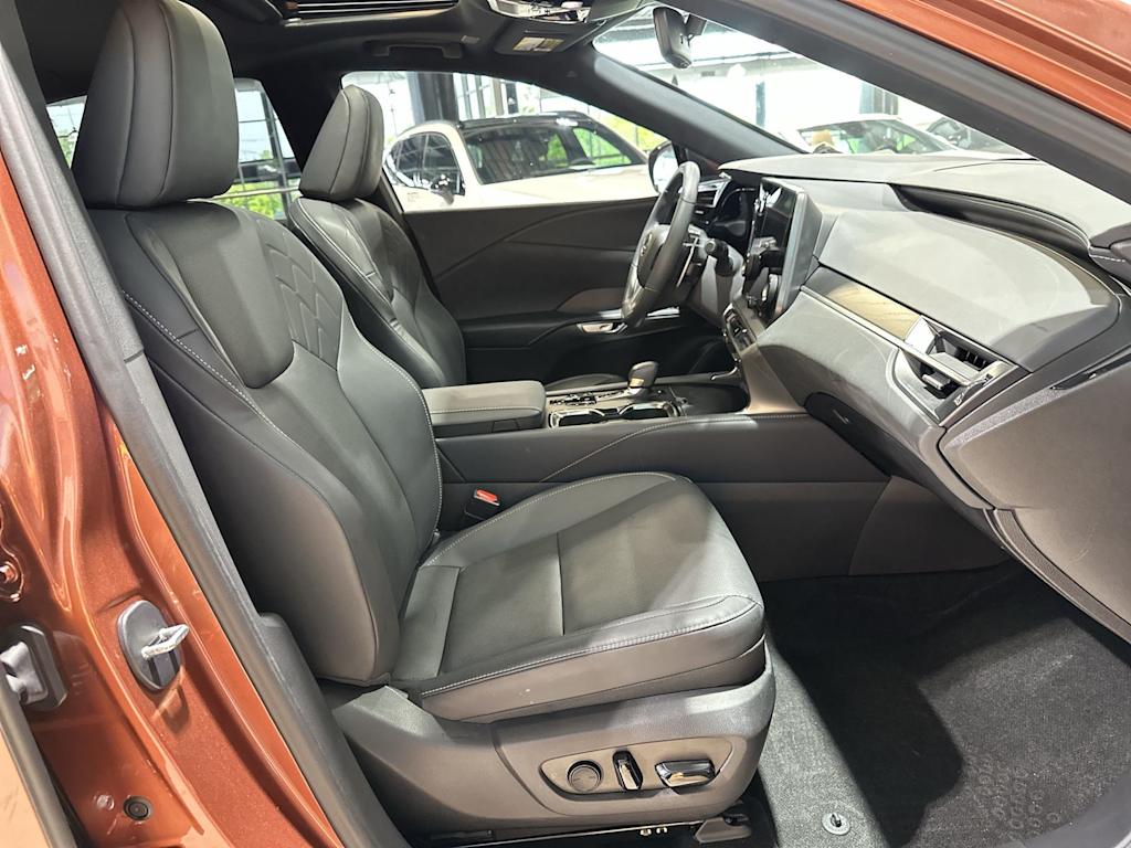 Thumbnail: 2024 Lexus RX - 12