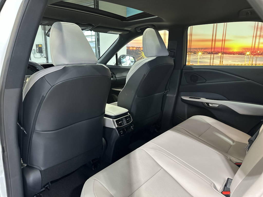 Thumbnail: 2023 Lexus RX - 13