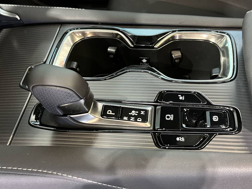 Thumbnail: 2025 Lexus RX - 15