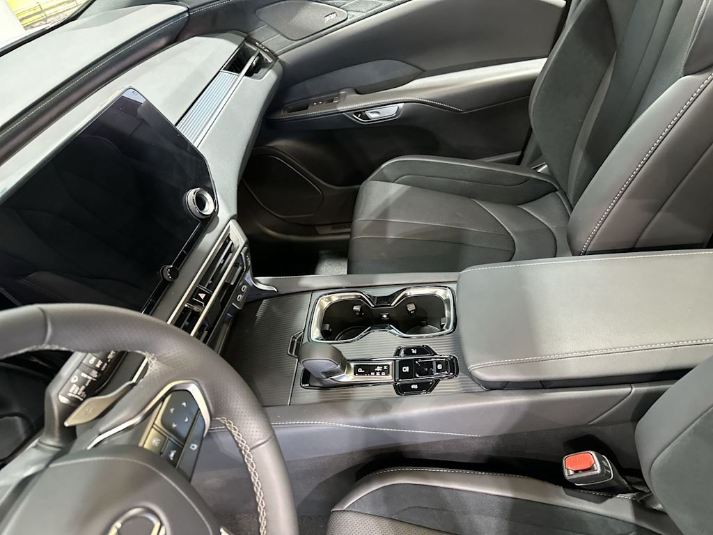 Thumbnail: 2025 Lexus RX - 16
