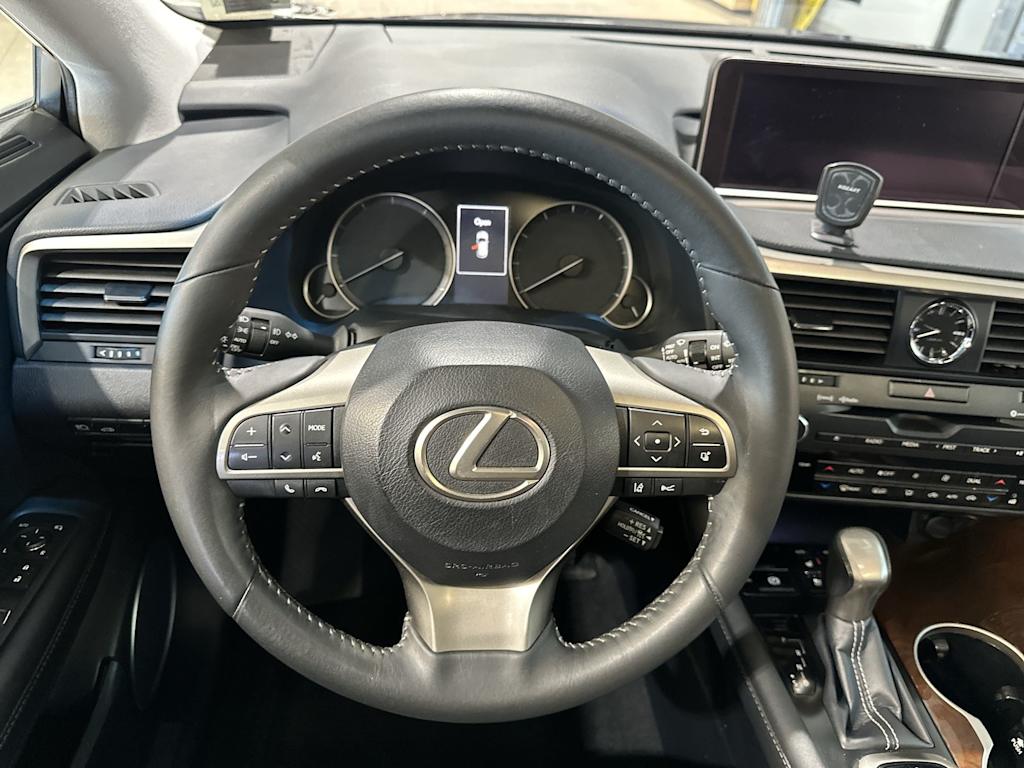 Thumbnail: 2018 Lexus RX - 14