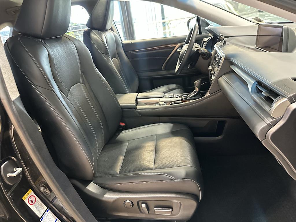 Thumbnail: 2018 Lexus RX - 12