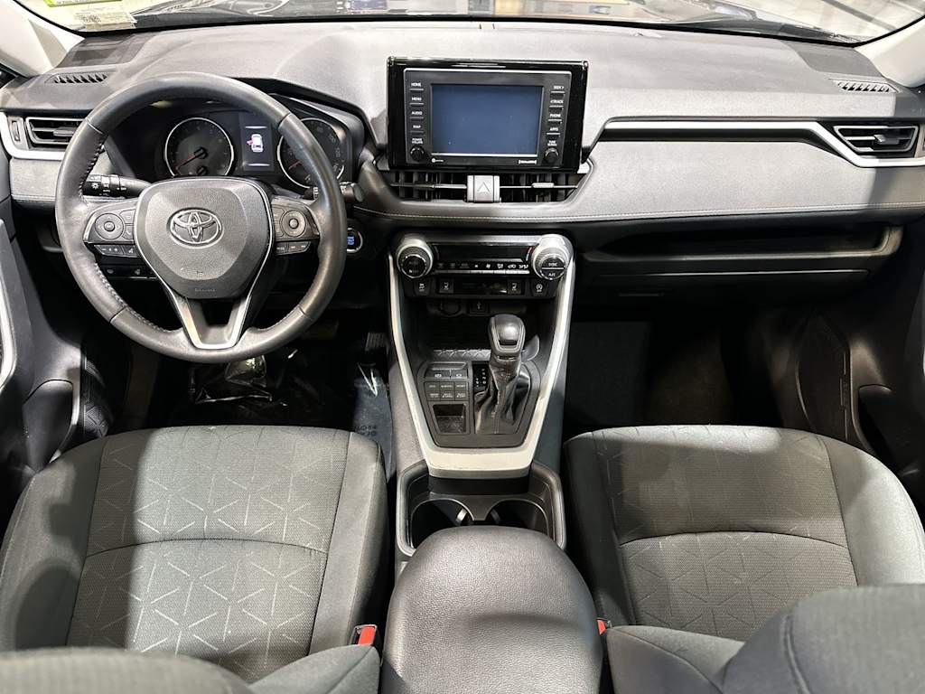 Thumbnail: 2021 Toyota RAV4 - 10