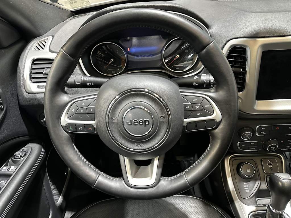 Thumbnail: 2020 Jeep Compass - 14