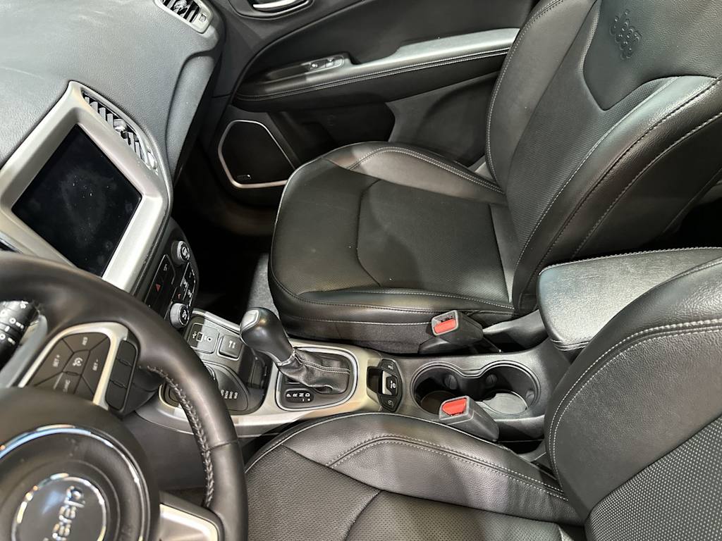 Thumbnail: 2020 Jeep Compass - 33