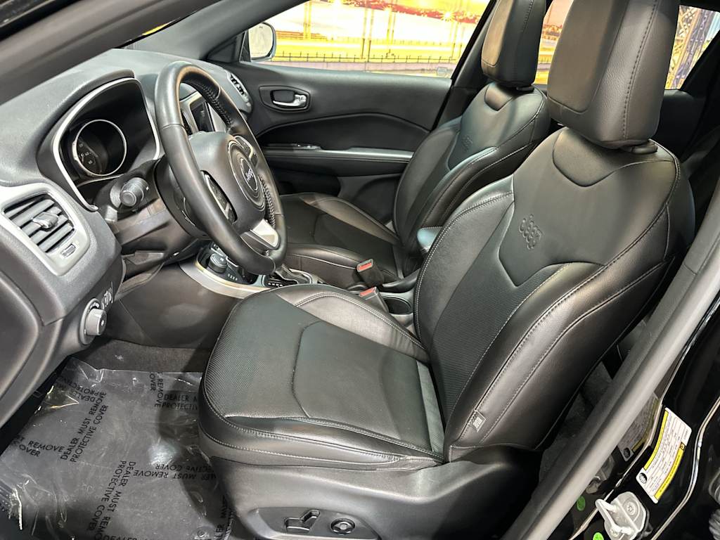 Thumbnail: 2020 Jeep Compass - 11