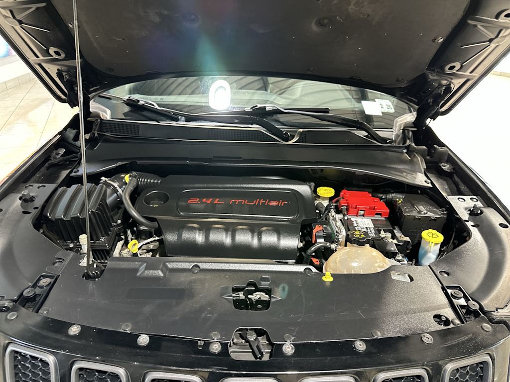 Thumbnail: 2020 Jeep Compass - 9