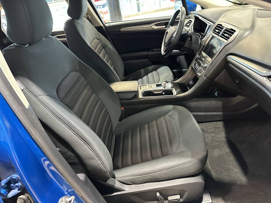 Thumbnail: 2019 Ford Fusion - 12
