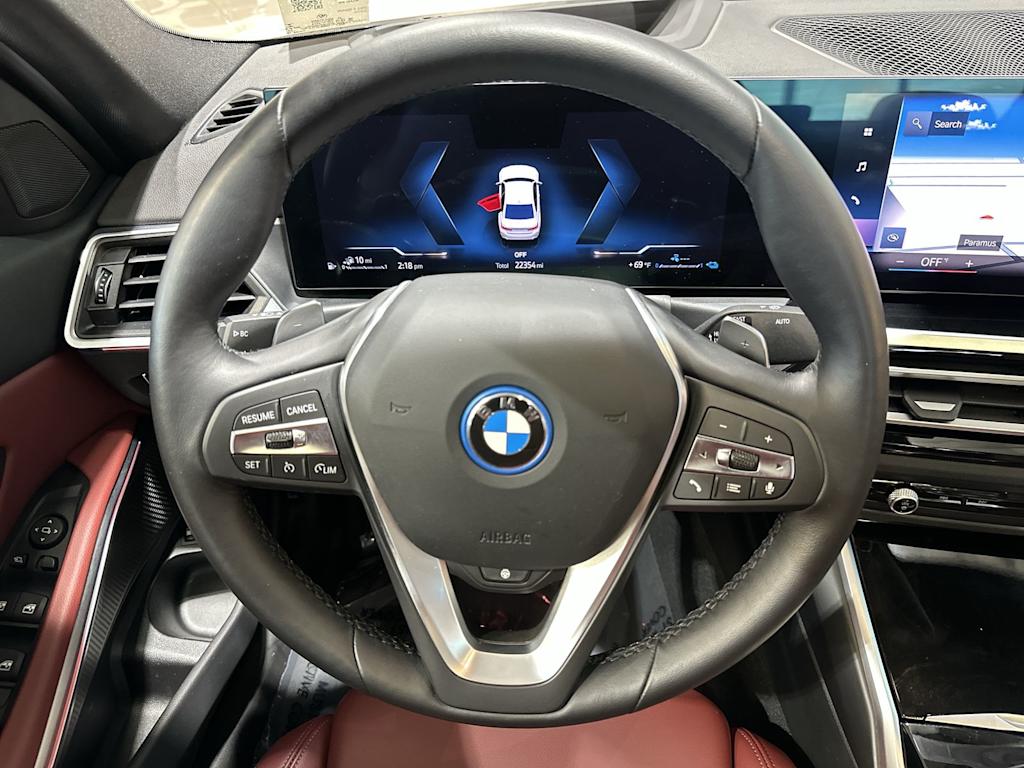 Thumbnail: 2023 BMW 3 Series - 14