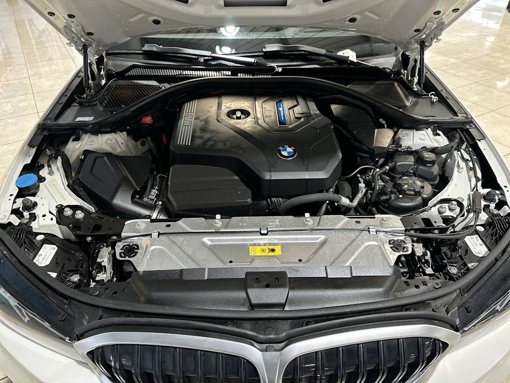 Thumbnail: 2023 BMW 3 Series - 9