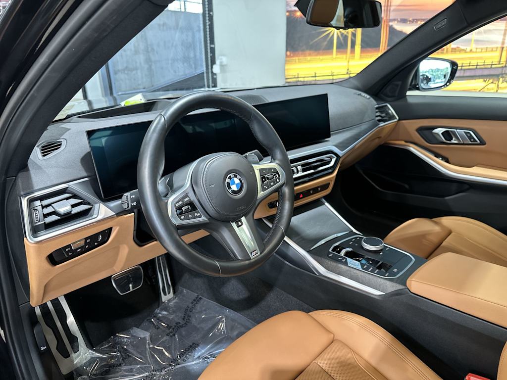 Thumbnail: 2023 BMW 3 Series - 2