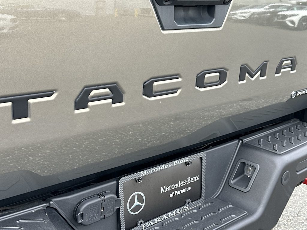 Thumbnail: 2024 Toyota Tacoma - 30
