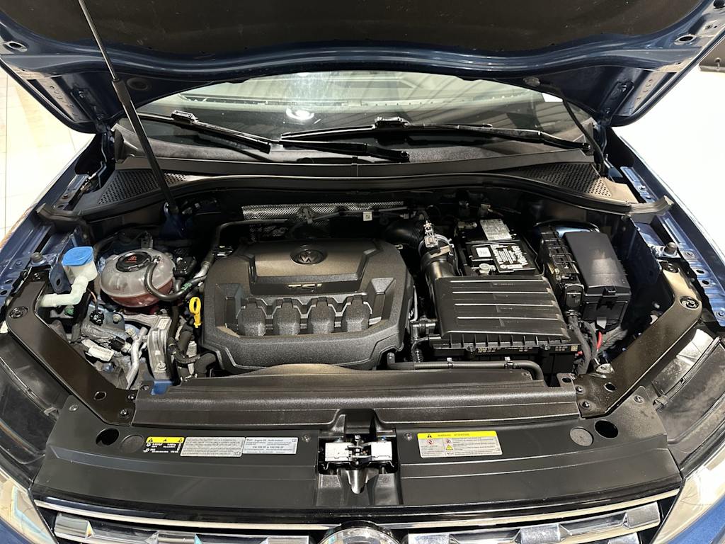 Thumbnail: 2020 Volkswagen Tiguan - 9
