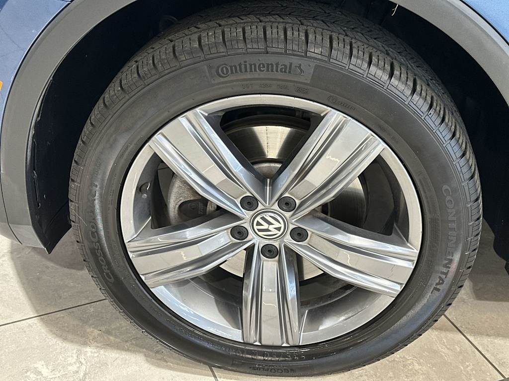 Thumbnail: 2020 Volkswagen Tiguan - 8