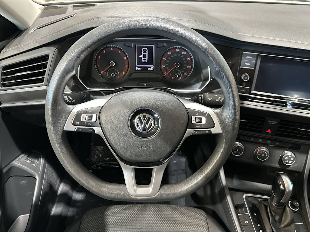 Thumbnail: 2021 Volkswagen Jetta - 14