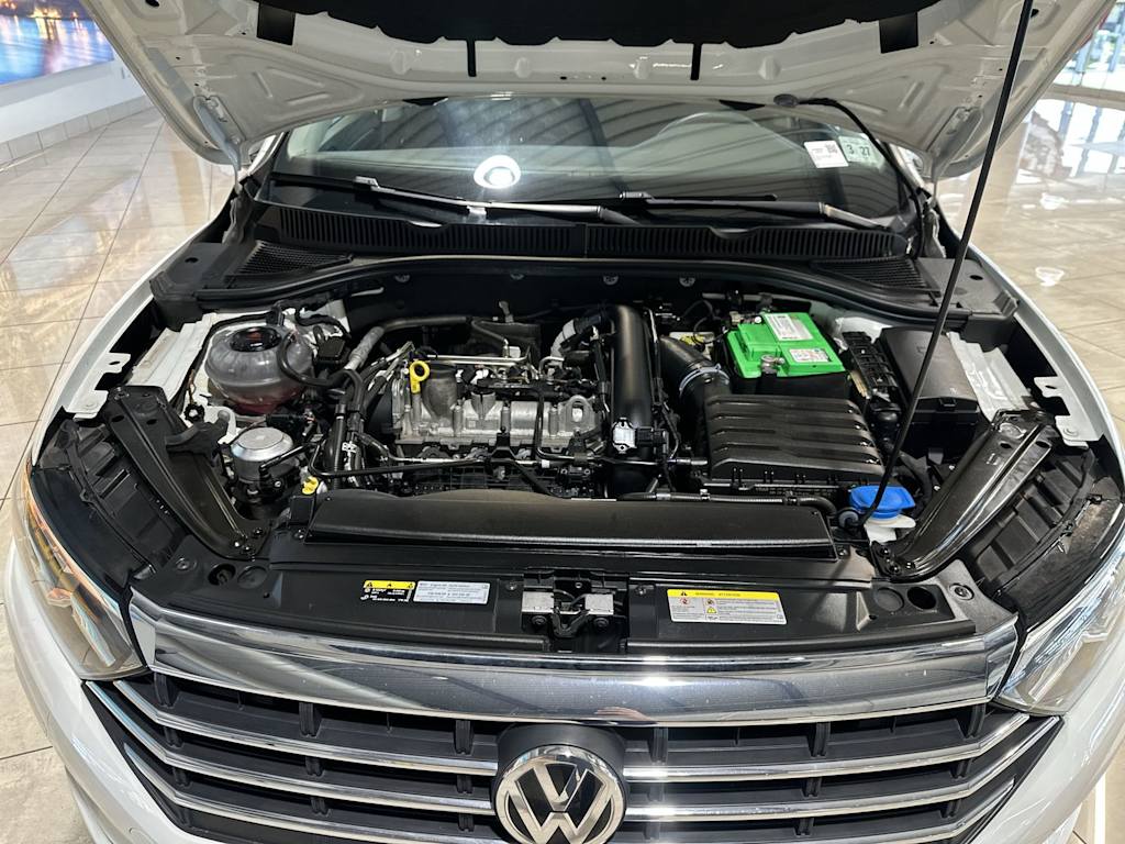 Thumbnail: 2021 Volkswagen Jetta - 9