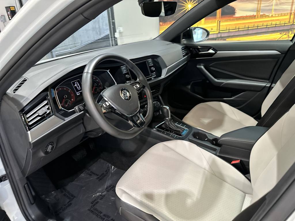 Thumbnail: 2019 Volkswagen Jetta - 2