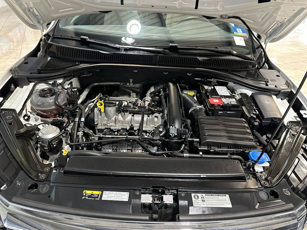 Thumbnail: 2019 Volkswagen Jetta - 9