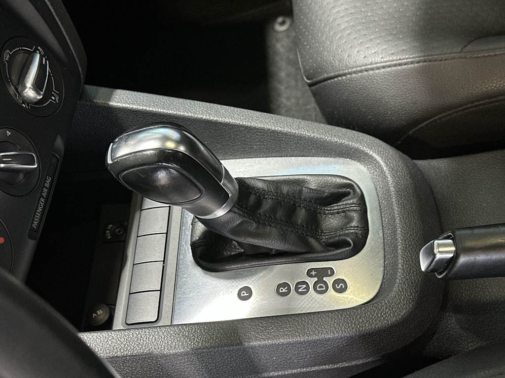 Thumbnail: 2013 Volkswagen Jetta - 14