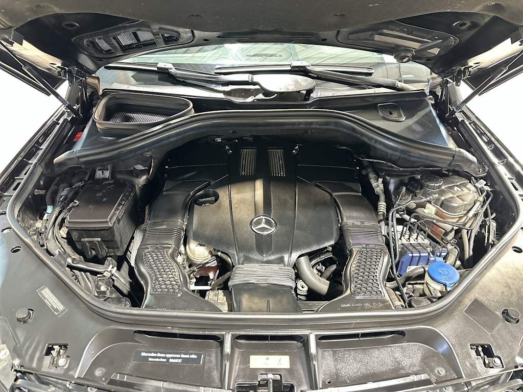 Thumbnail: 2017 Mercedes-Benz GLE - 9