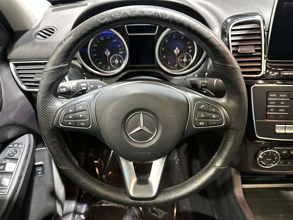 Thumbnail: 2016 Mercedes-Benz GLE - 14