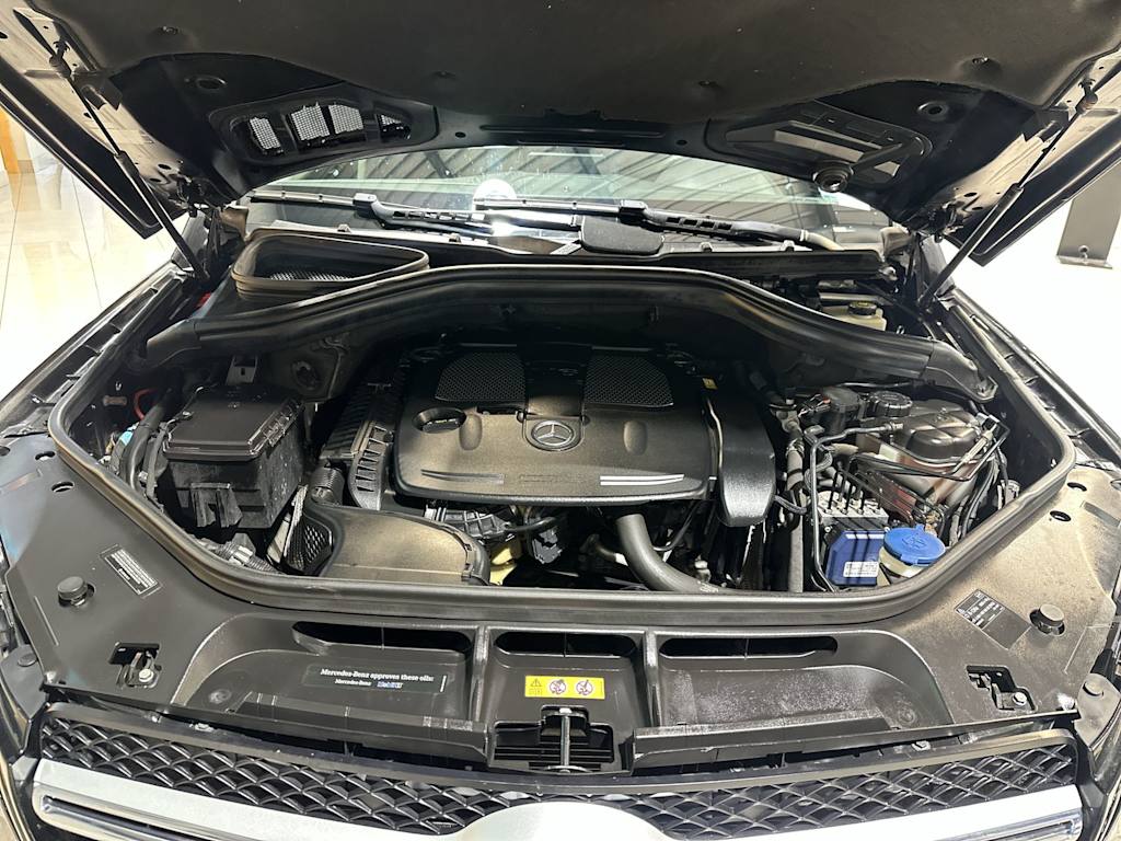 Thumbnail: 2016 Mercedes-Benz GLE - 9