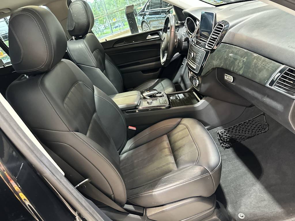 Thumbnail: 2016 Mercedes-Benz GLE - 12
