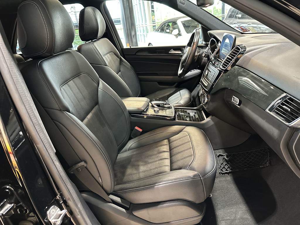Thumbnail: 2018 Mercedes-Benz GLE - 31