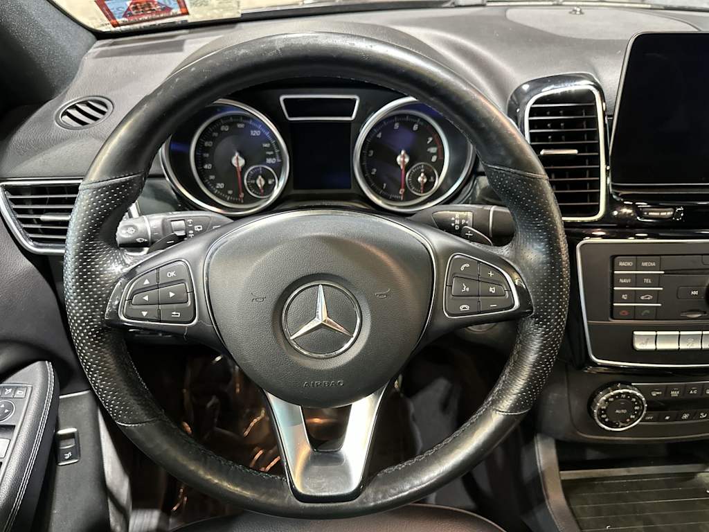 Thumbnail: 2018 Mercedes-Benz GLE - 10