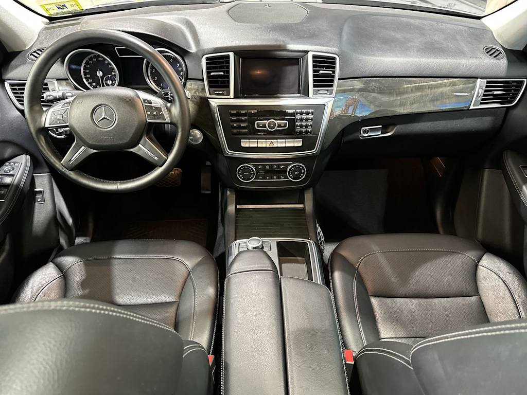 Thumbnail: 2015 Mercedes-Benz M-Class - 10
